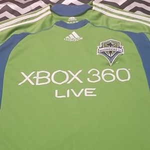 Large Men's MLS Seattle Sounders jersey.